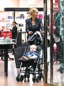 Heidi+Montag+shopping+Beverly+Hills+a1EnkgnqyyFx.jpg