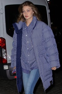          gig111218BZNimage38.jpg