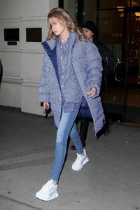          gig111218BZNimage31.jpg