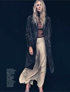 Elle Italia N18  22 Dicembre 2018-page-009.jpg