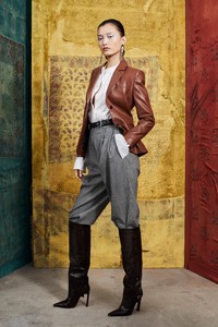 Altuzarra-Pre-Fall-2019-Collection-the-impression-14.thumb.jpg.7b8ac34059bfdb69abf4a5dcb9ce87a4.jpg