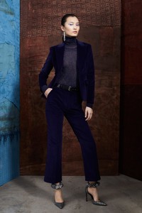 Altuzarra-Pre-Fall-2019-Collection-the-impression-19.thumb.jpg.ec64893b2c032eef34dd661f3e731843.jpg