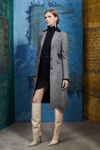 Altuzarra-Pre-Fall-2019-Collection-the-impression-24.thumb.jpg.2782c7f0dee660b79dae8b79020aad9c.jpg