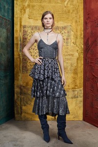 Altuzarra-Pre-Fall-2019-Collection-the-impression-39.thumb.jpg.8f445a1ca36a25b0ba9ab08782124de3.jpg