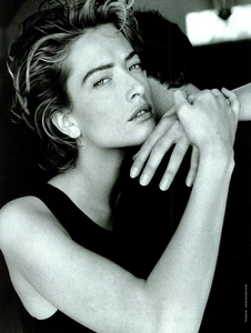 Demarchelier_Vogue_Italia_June_1990_07.thumb.png.587379682e4a2582c14fab4d98b481a5.png