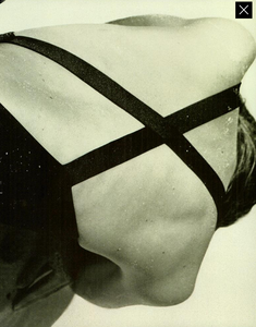 Dettagli_Vogue_Italia_May_1989_10.thumb.png.38996bc60ea1a3c705fb8ffb8bdb0bd8.png