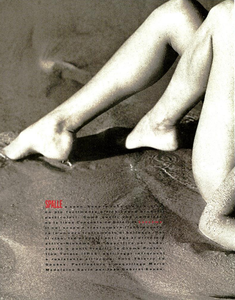 Dettagli_Vogue_Italia_May_1989_13.thumb.png.e24ada0454b5096a0d7dcd6a9772a756.png