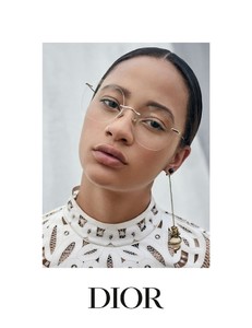 Dior-Eyewear-Cruise-2019-Campaign02.jpg