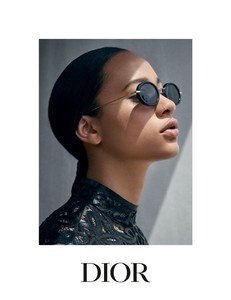 Dior-Eyewear-Cruise-2019-Campaign03.jpg