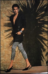 Elgort_Vogue_Paris_February_1987_01.thumb.jpg.7e19017bb7da1f890dafd2e08cf56b7b.jpg