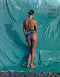 Grafismi_Demarchelier_Vogue_Italia_May_1989_07.thumb.png.08c70e71476bd3a22a1af7cde5cd1975.png