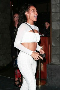 Karrueche-Tran_-Leaving-Travis-Scotts-Holiday-Party--10-670x1005.jpg