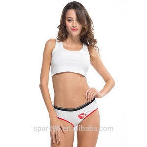 Kiss-design-underwear-women-in-stock-items.thumb.jpg.a84f790ab93bb2e50082b26a19bf103f.jpg