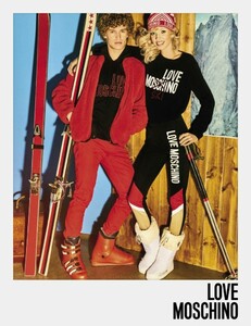 Love-Moschino-Fall-Winter-2018-Campaign04-791x1024.jpg