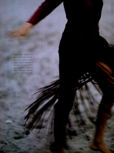 Makeup_90_Ferri_Vogue_Italia_November_1989_03.thumb.png.a9b533ef093e3f2baae93ce9bb0faf27.png