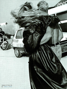 Maser_Vogue_Italia_November_1989_01.thumb.png.f669d74127a91e09f551eab211bd18cd.png