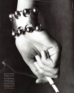 Metallico_Watson_Vogue_Italia_May_1989_03.thumb.png.a9c9d4d22c109180a1656e88d4b1ddd7.png