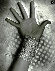 Metallico_Watson_Vogue_Italia_May_1989_04.thumb.png.1b312e39e81dec9876b728a377abf723.png