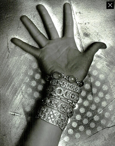 Metallico_Watson_Vogue_Italia_May_1989_04.thumb.png.9e8b2859c5943ab945c74b9580bfe05f.png