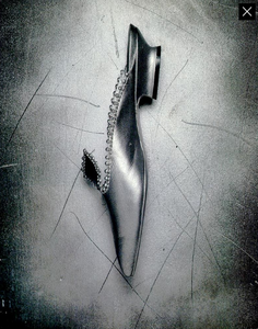 Metallico_Watson_Vogue_Italia_May_1989_06.thumb.png.25b40e895f01bc0196d6d459dfbb476a.png