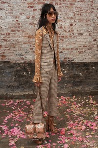 Michael-Kors-Collectioni-Pre-Fall-2019-Collection-the-impression-07.thumb.jpg.b7358b6ba03ee7283c553fa82ce27eb0.jpg