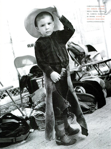 Nuovo_Etnico_Elgort_Vogue_Italia_November_1988_10.thumb.png.731c91af37e28d56b9f0c19de9cb76a1.png