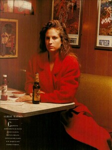 Rosso_Vogue_Italia_November_1988_05.thumb.jpg.62ac3ca190ceffba2d99194c805e28c9.jpg