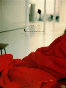 Rosso_Vogue_Italia_November_1988_09.thumb.jpg.b77ce092a2d420a7027beae547861cc1.jpg