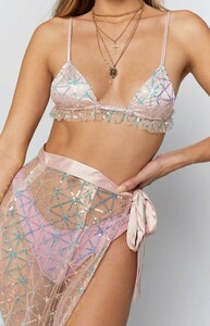 Silvermist-Set-Pink-Sequin-07_660x1024_crop_bottom.jpg