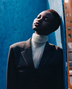TM_BritishVogue_Power_PlayAP186832.jpg