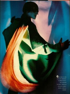 Vallhonrat_Vogue_Italia_November_1988_03.thumb.jpg.35974bfc6f1d406c41d3f410d62ab741.jpg