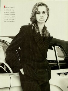 Watson_Vogue_Italia_November_1988_07.thumb.jpg.964f88cc5f5f68ba175193505dfe2ecb.jpg