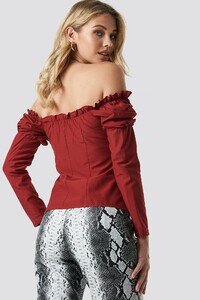 anna_nooshin_x_nakd_off_shoulder_ruffle_cup_blouse_1602-000016-0230_02b.jpg