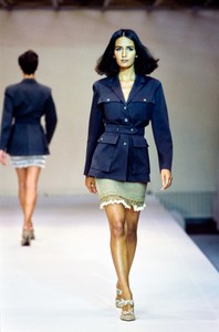 azzedine-alaia-spring-1990-ready-to-wear-60-gail-elliott-CN10048483.jpg