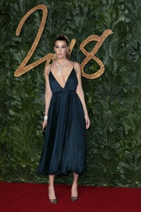 bianca-brandolini-d-adda-the-fashion-awards-2018-in-london-5.jpg