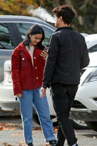 camila-mendes-out-in-vancouver-10-30-2018-0.jpg