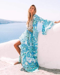 czarinakaftans_45847068_1888354767880171_8265911530349218063_n.jpg