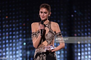 gettyimages-1071524536-1024x1024.thumb.jpg.cd406a2174e40db4b67bf573d99d25b4.jpg