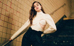 hailee-steinfeld-who-what-wear-uk-photoshoot-2018-0.thumb.jpg.43523f6a14a3de81fbe974dffc871f11.jpg