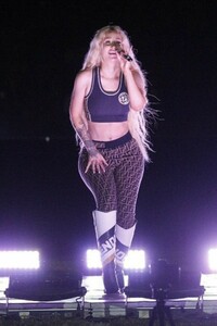 iggy-azalea-performs-at-a-concert-in-rio-de-janeiro-12-27-2018-11.jpg