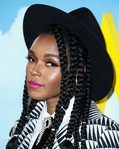 janelle-monae-welcome-to-marwen-premiere-in-la-1.jpg