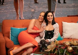 jennifer-lopez-and-vanessa-hudgens-at-despierta-america-in-miami-12-14-2018-5.jpg