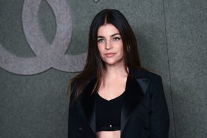 julia-restoin-roitfeld-chanel-metiers-d-art-show-in-new-york-12-04-2018-1.jpg