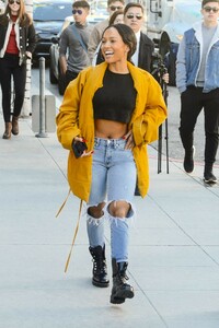 karrueche-tran-street-fashion-12-28-2018-0.jpg