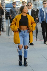 karrueche-tran-street-fashion-12-28-2018-7.jpg