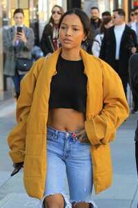 karrueche-tran-street-fashion-12-28-2018-8.jpg