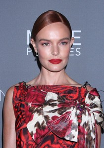 kate-bosworth-nona-premiere-in-new-york-12-07-2018-10.thumb.jpg.7015cca6b2849f687fc1d56664ea07f3.jpg