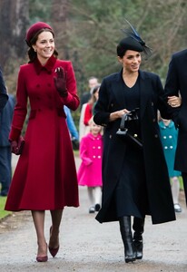 kate-middleton-and-meghan-markle-christmas-day-church-service-in-king-s-lynn-12-25-2018-11.jpg