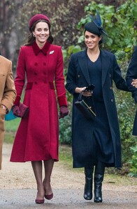 kate-middleton-and-meghan-markle-christmas-day-church-service-in-king-s-lynn-12-25-2018-9.jpg