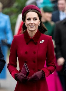 kate-middleton-christmas-day-church-service-in-king-s-lynn-england-12-25-2018-17.jpg